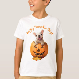 Hund in Jack-o-Lantern T-Shirt