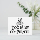 Hund ist mein Co-Pirat Postkarte (Stehend Vorderseite)