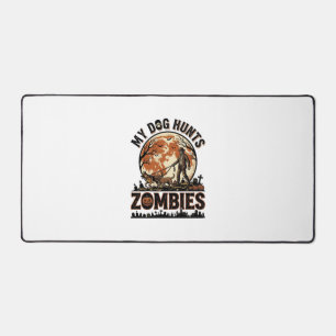 Hund jagt Zombies Vintage Halloween Vektor Design_ Schreibtischunterlage