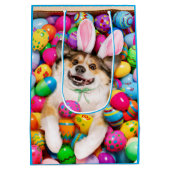 Hund liegt auf Ostereiern Mittlere Geschenktüte (Rückseite)