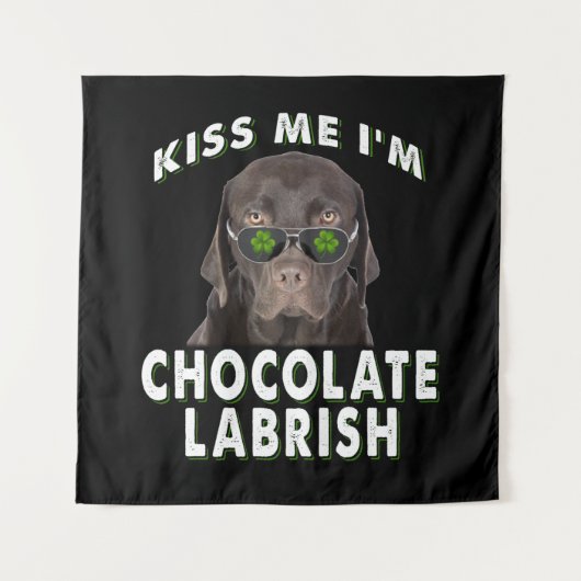 Hund Lover | Kiss Me I'm Chocolate Labrish Wandteppich (Vorderseite)