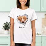 Hund Lover Personalisiert Paw Print Heart Pet Foto T-Shirt<br><div class="desc">Sag, du Liebe deinen Hund, ohne Sprichwort, du Liebe deinen Hund! Trage deinen besten Freund mit dir überall hin, wo du mit diesem Foto Hundeliebhaber Shirt gehst! Ein Muss für jeden Hundefreund, Hundemama und Hundedad! Ich Liebe Mein Hundeshirt Personalisieren Sie mit dem bevorzugten Foto und Namen Ihres Hundes. COPYRIGHT ©...</div>