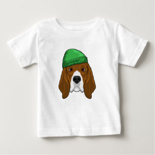 Hund mit Beanie Baby T-shirt