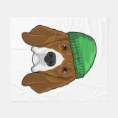 Hund mit Beanie Fleecedecke (Vorderseite (Horizontal))