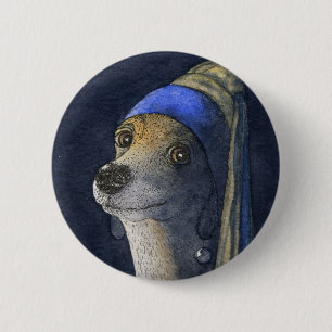 Hund mit einem Perlenohrring Button