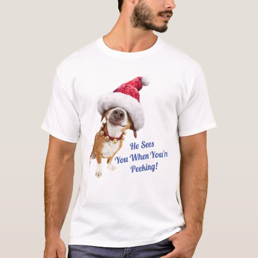 Hund mit großer Weihnachtsmannmütze T-Shirt (Vorderseite)