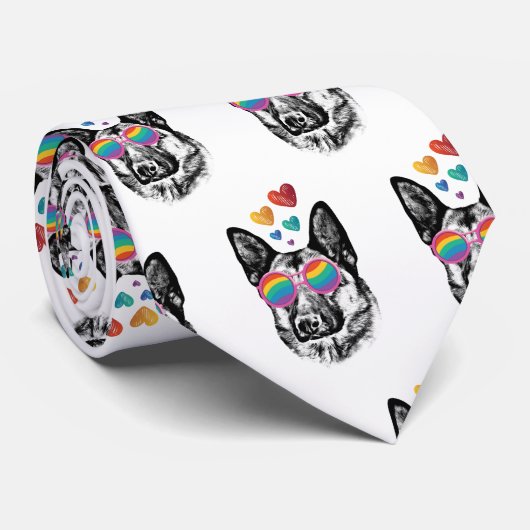 Hund mit Herz-Valentinstag Krawatte (Gerollt)