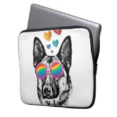 Hund mit Herz-Valentinstag Laptopschutzhülle (Vorderseite Links)