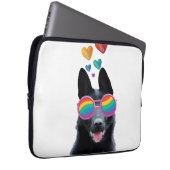 Hund mit Herz-Valentinstag Laptopschutzhülle (Vorne Rechts)