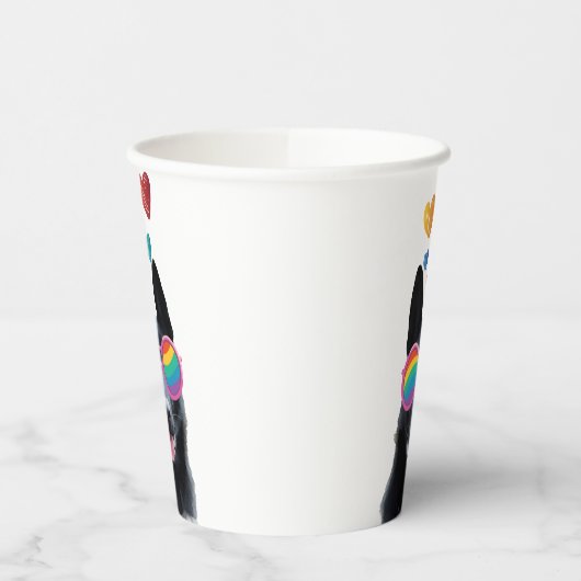 Hund mit Herz-Valentinstag Pappbecher (Links)