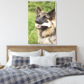 Hund mit Knochen Leinwanddruck (Insitu (Schlafzimmer))