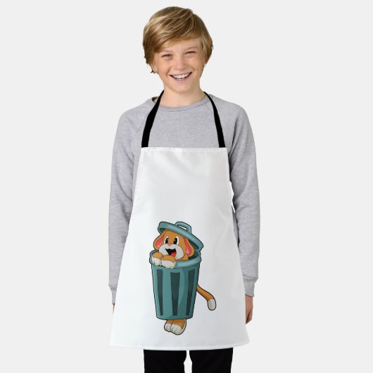 Hund mit Trashcan Schürze (Getragen)