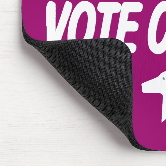 Hund mit weißem Text abstimmen Mousepad (Ecke)