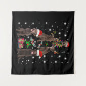 Hund| Schokolade Labrador Weihnachtsbaum Wandteppich (Vorderseite (Horizontal))