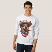 Hund tragen einen Hut und eine amerikanische Flagg Sweatshirt (Vorne ganz)