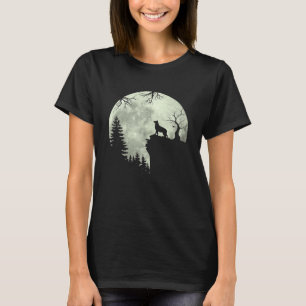 Hund und Mond im Waldhund T-Shirt