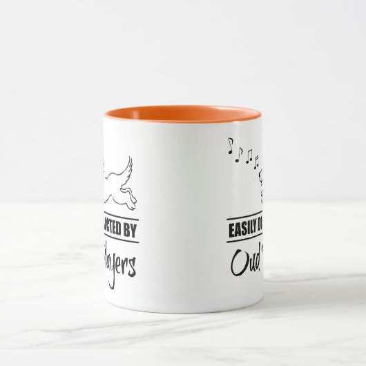 Hund wird leicht von Oud-Spielern abgelenkt Tasse (Zentrum)