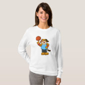 Hunde als Basketballspieler mit Basketball T-Shirt (Vorne ganz)