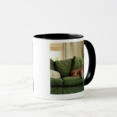 Hunde, die auf Sofa schlafen Tasse (VorderseiteRechts)