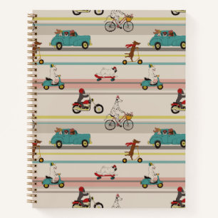 Hunde, die sich im Fahrzeugmuster bewegen Notizblock