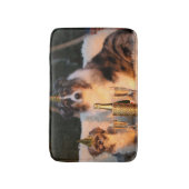 Hunde feiern neues Jahr Badematte (Vorderseite Vertikal)