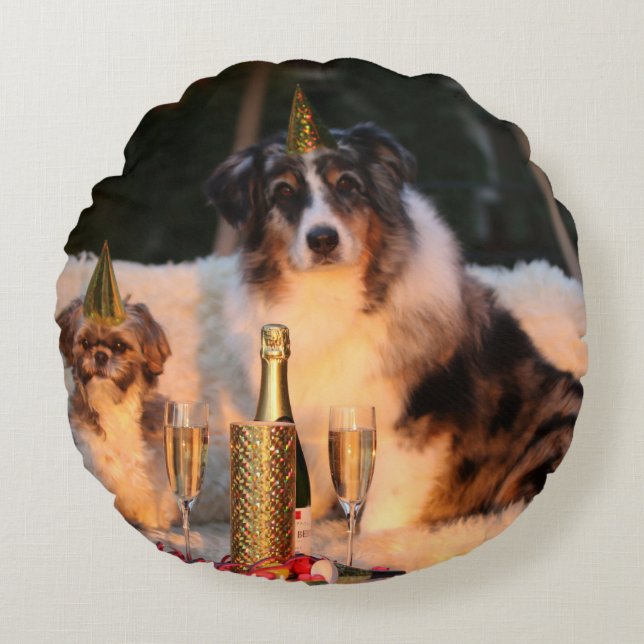 Hunde feiern neues Jahr Rundes Kissen (Vorderseite)
