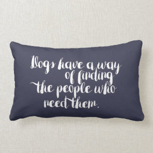 Hunde haben eine Möglichkeit, die Menschen zu find Lendenkissen