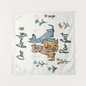 Hunde im Garten IV | unsere Familie ist Tatze-fect Wandteppich (Vorderseite)