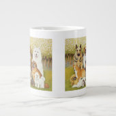 Hunde im Mai Jumbo-Tasse (Vorderseite)