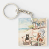 Hunde in Adirondack Stühlen am Küstenstrand Schlüsselanhänger (Vorderseite)