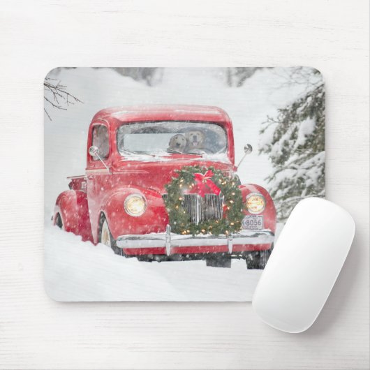 Hunde in einem Lastwagen Mousepad (Mit Mouse)