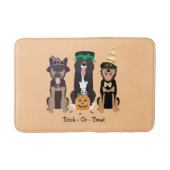 Hunde in Halloween-Kostümen probieren oder behande Badematte (Vorderseite)