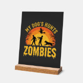 Hunde jagt Zombies Halloween-Design Acrylschild (Winkel)