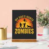 Hunde jagt Zombies Halloween-Design Acrylschild (Hochzeit)