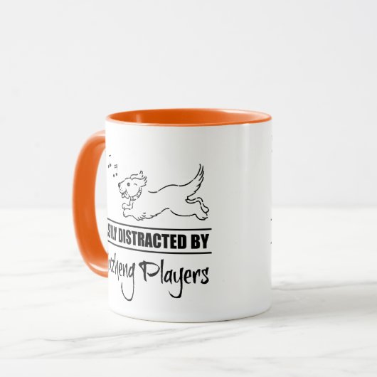 Hunde laufen leicht abgelenkt von Guzheng Spielern Tasse (Vorderseite Links)