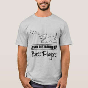 Hunde laufen leicht von Bass-Spielern abgelenkt T-Shirt