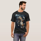 Hunde mit Katze, sie nehmen Fotos. T-Shirt (Vorne ganz)