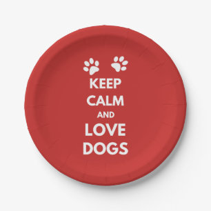 Hunde mit Liebe und Ruhe behalten Pappteller