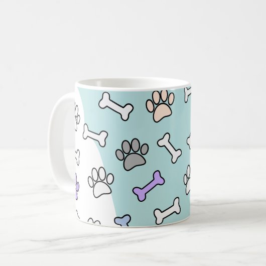 Hunde-Pfoten-Muster und Knochen-Muster Kaffeetasse (Vorderseite Links)