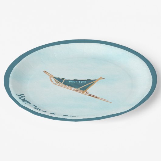 Hunde schelten auf Schnee Pappteller (Schrägansicht)