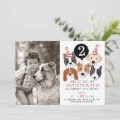 Hunde und Black Balloon Foto zum Geburtstag einlad Einladung (Stehend Vorderseite)