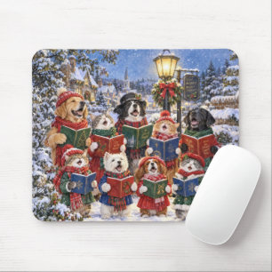 Hunde und Katzen beim Weihnachtsliedersingen Mousepad