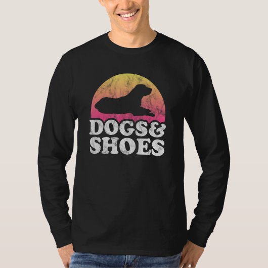 Hunde und Schuhe, für Männer oder Frauen T-Shirt (Vorderseite)