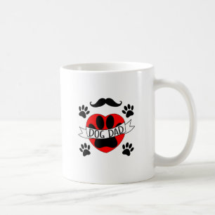 Hunde Vater Paw und Rotes Herz Zeichnend Kaffeetasse