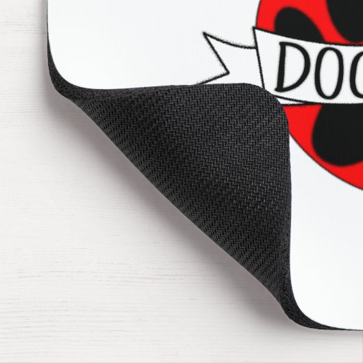 Hunde Vater Paw und Rotes Herz Zeichnend Mousepad (Ecke)