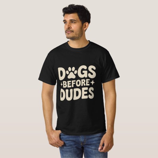 Hunde vor Typen Shirt (Vorne ganz)