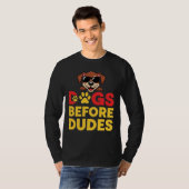 Hunde vor Typen T-Shirt (Vorne ganz)