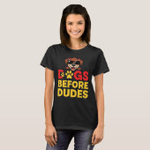Hunde vor Typen T-Shirt (Vorne ganz)