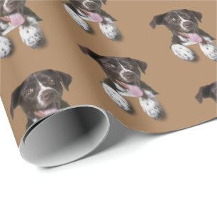 Hundehund auf braunen geschenkpapier