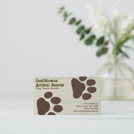 Hundepapierdrucke auf rustikalem Holzstil Visitenkarte (Stehend Vorderseite)